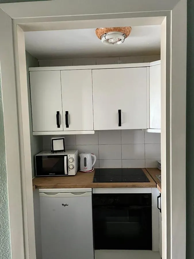 Lovely Apartment For 2 To 4 People---Apartamento De Dos A Cuatro Personas Benalmadena Spain